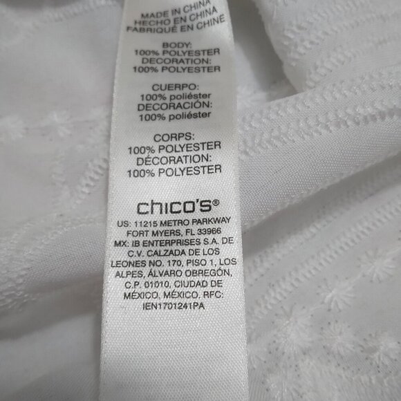 Chico’s | White Embroidered Floral Pull On Top Blouse | Size M - Picture 8 of 9
